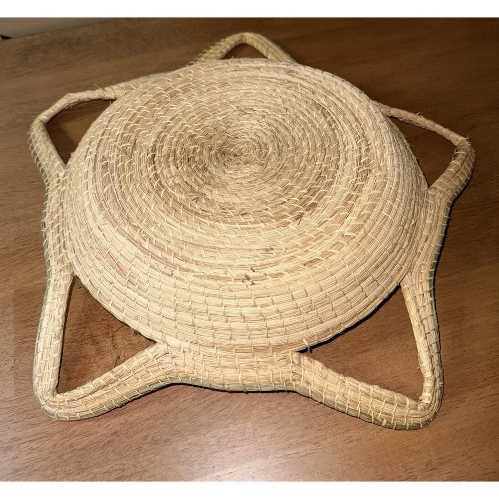 Handwoven Star Shaped Seagrass Basket Tray Boho Decorative Wall Hanging 15 Inch